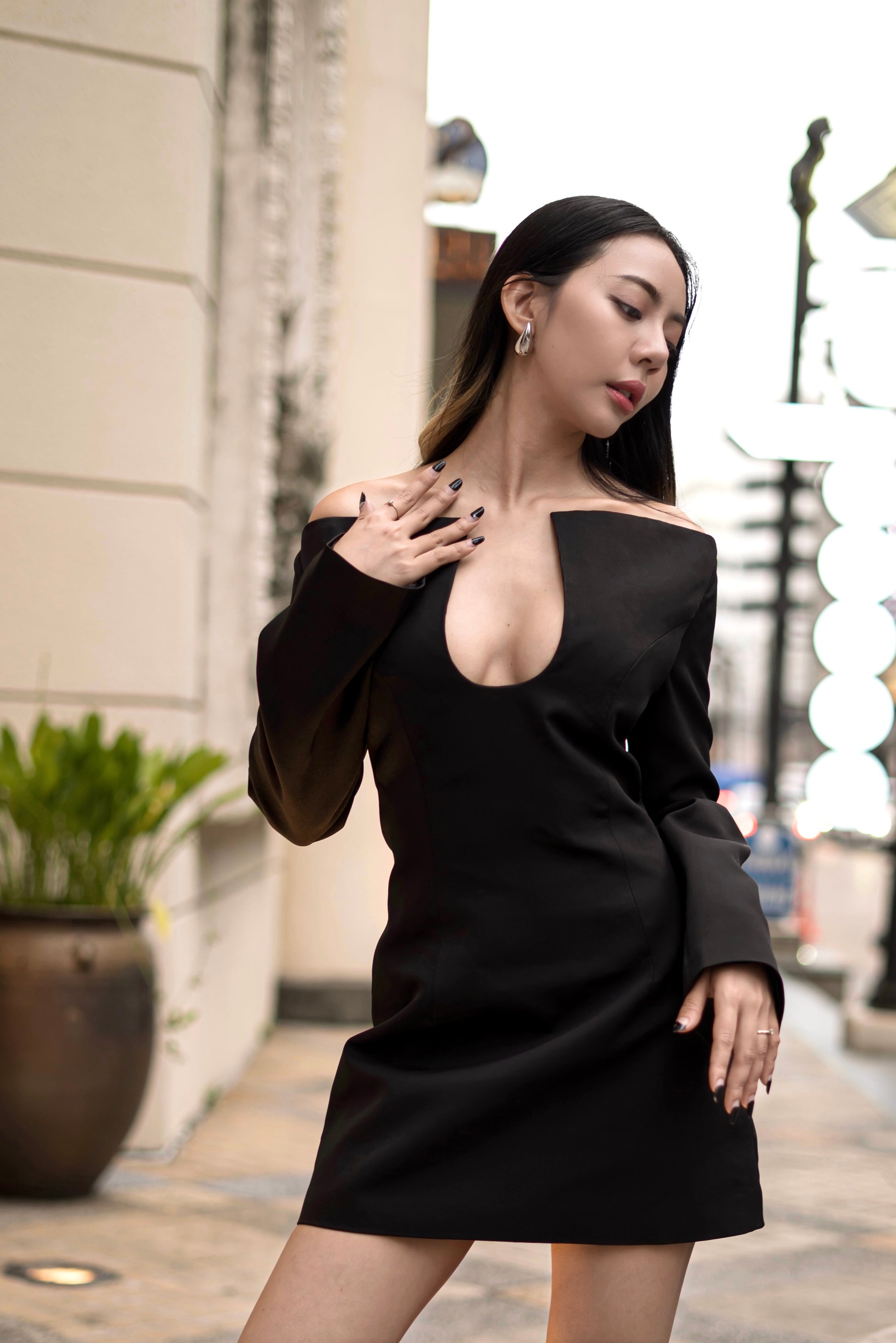 henne black mini dress Vida Dress Henne